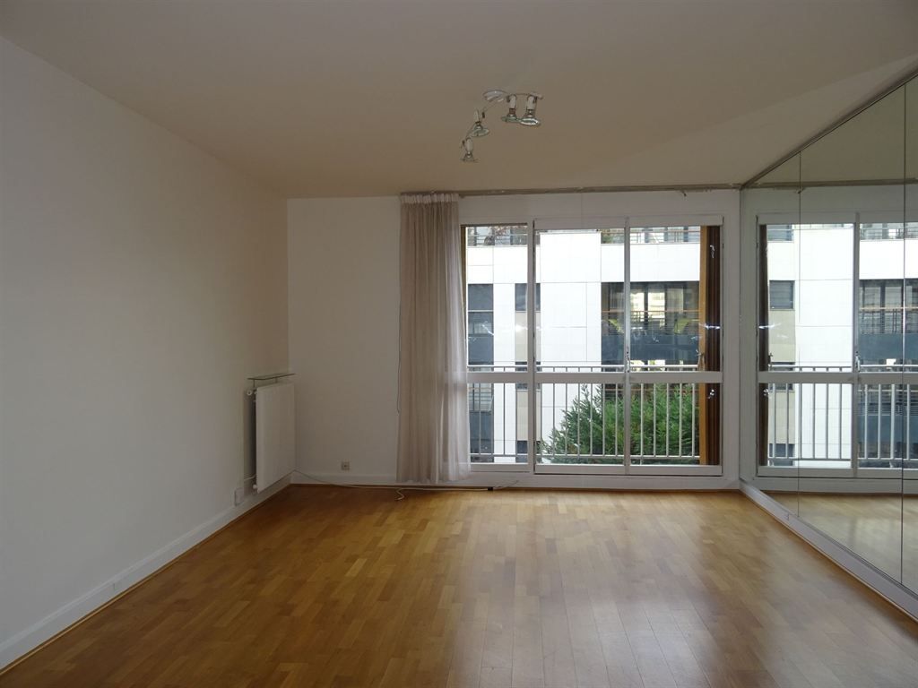 appartement 2 pièces en location sur PARIS (75015)