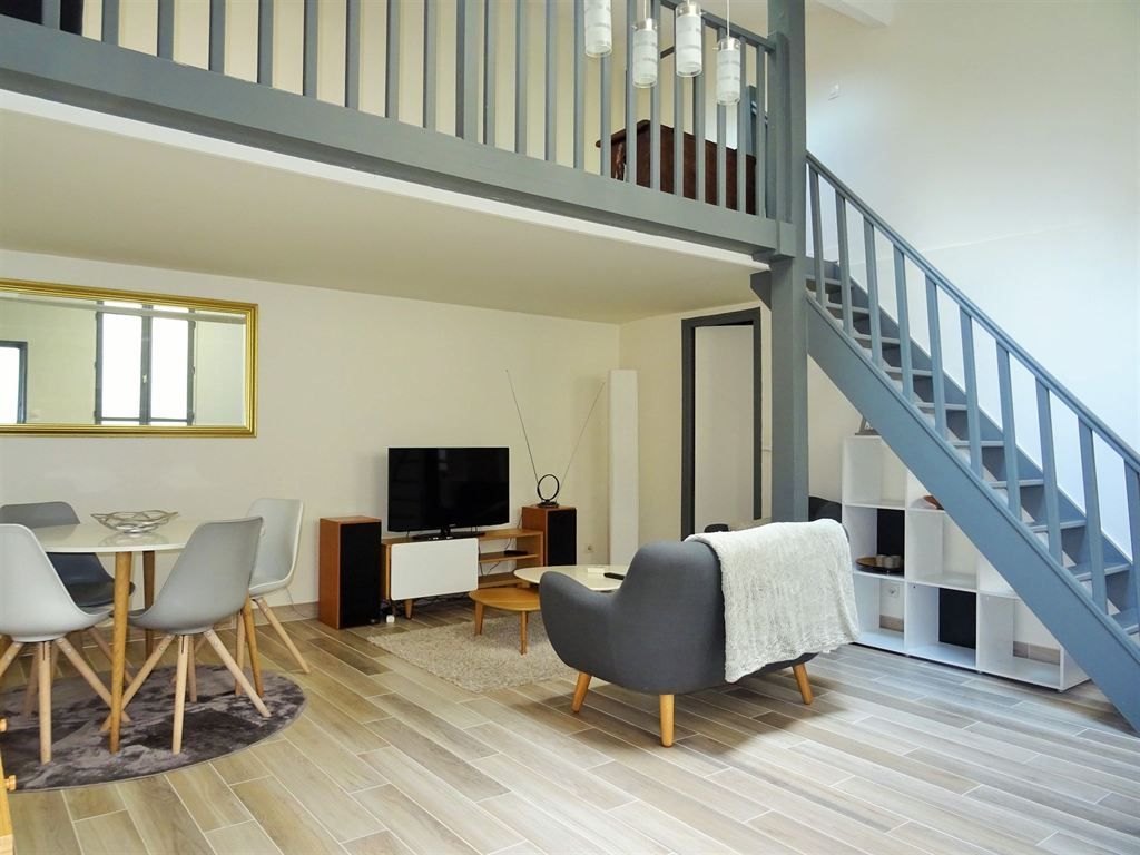 atelier d'artiste 3 pièces en vente sur PARIS (75015)